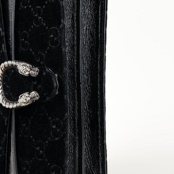 Gucci Velvet GG Monogram Dionysus Shoulder Bag - Picture 5 of 16